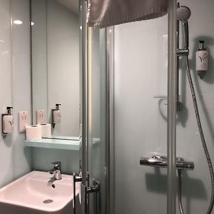 Habitación con 2 Camas Individuales